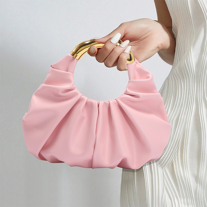 Korean New Women's Cloud-patte - огляд і ціна Women Bags High End Brands