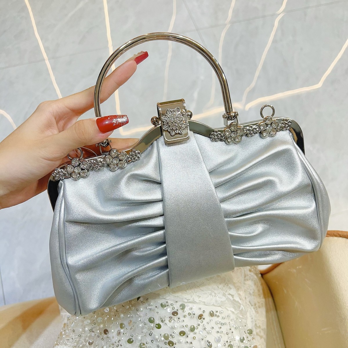 2025 Luxury High-end Party Clo - огляд і ціна Women Bags Trend 2025