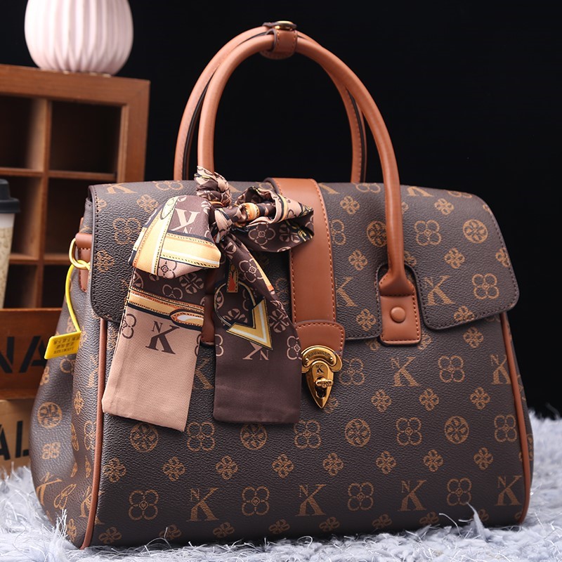 Light luxury brand women's bag - огляд і ціна Women Bags High End Brands