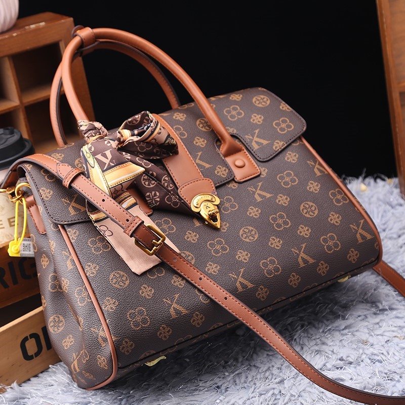 Light luxury brand women's bag - огляд і ціна Women Bags High End Brands