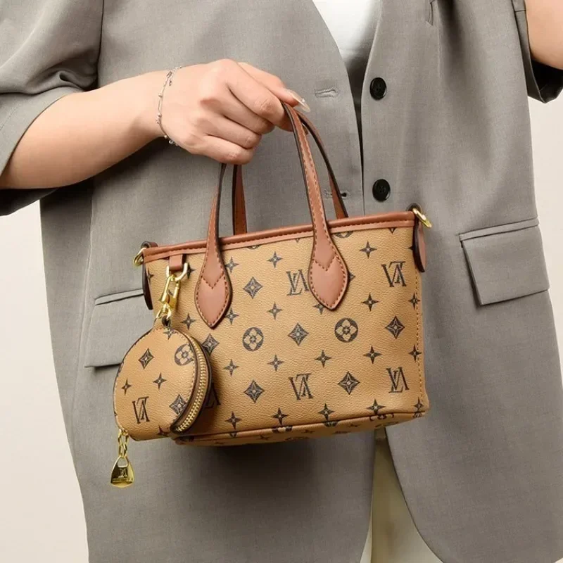 High End Luxury Diaper Bag Bra - огляд і ціна Women Bags Popular Brands