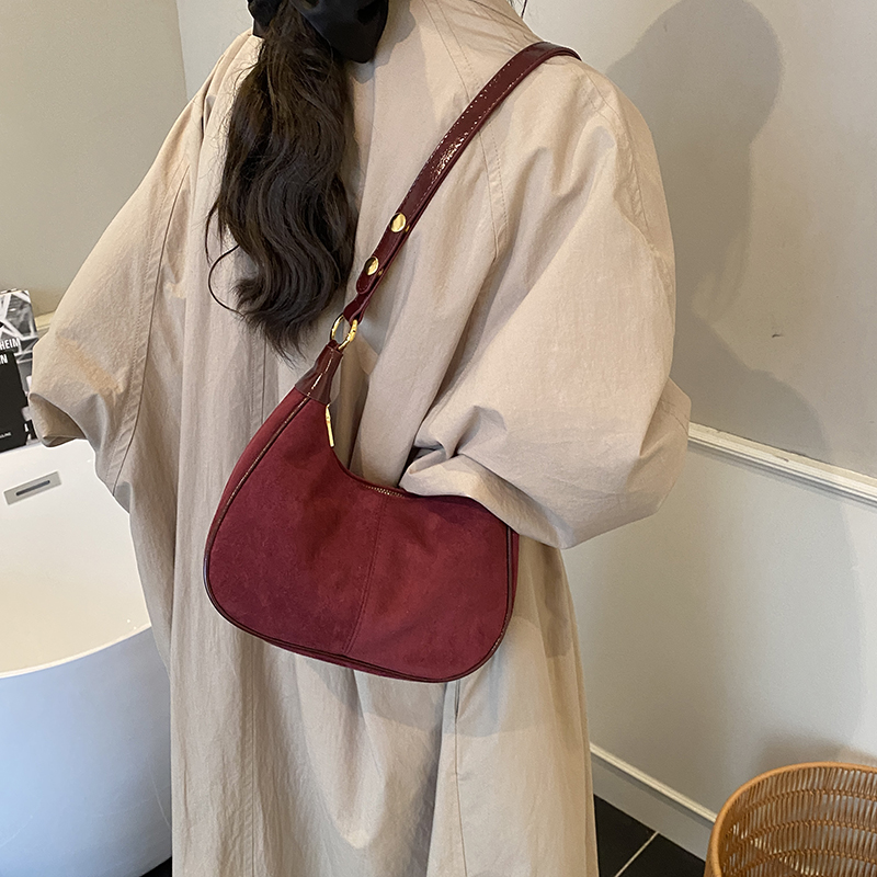 LEFTSIDE Women Small Suede Sho - огляд і ціна Women Bags Trend 2025