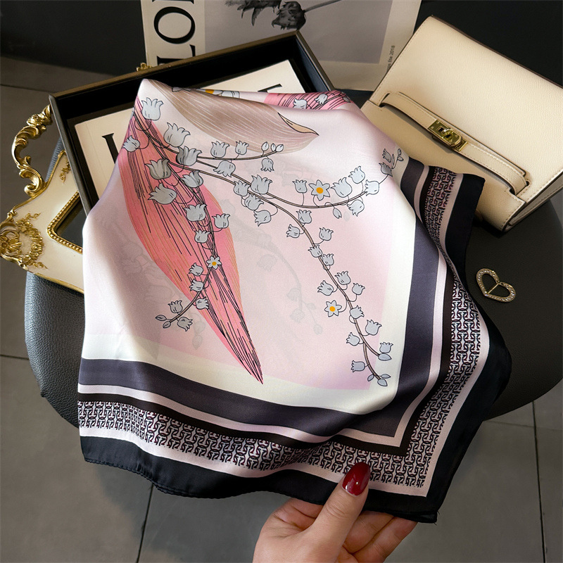 2025 New Fashion 70X70cm Print - огляд і ціна Women Bags Trend 2025