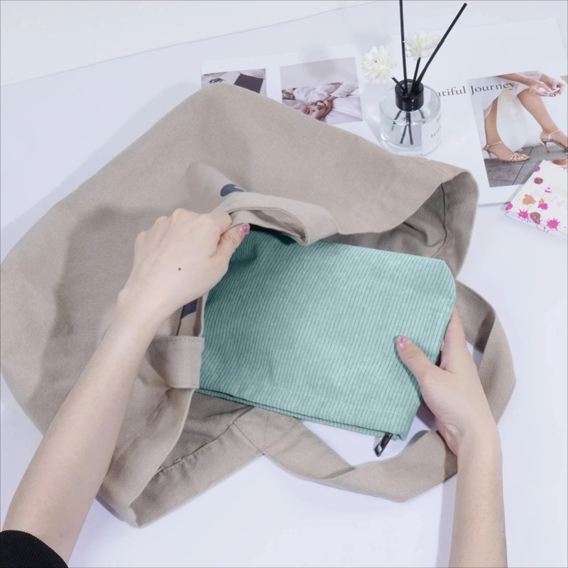 Corduroy Travel Cosmetic Bag P - огляд і ціна Women Bags Medium Size
