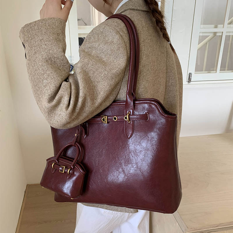 LEFTSIDE Big PU Leather Short  - огляд і ціна Women Bags For Airport